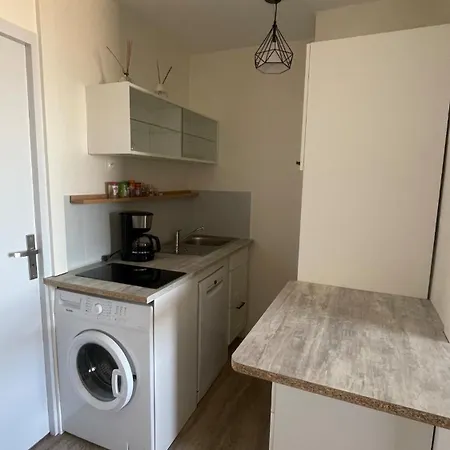 Apartment A 300 Metres De La *