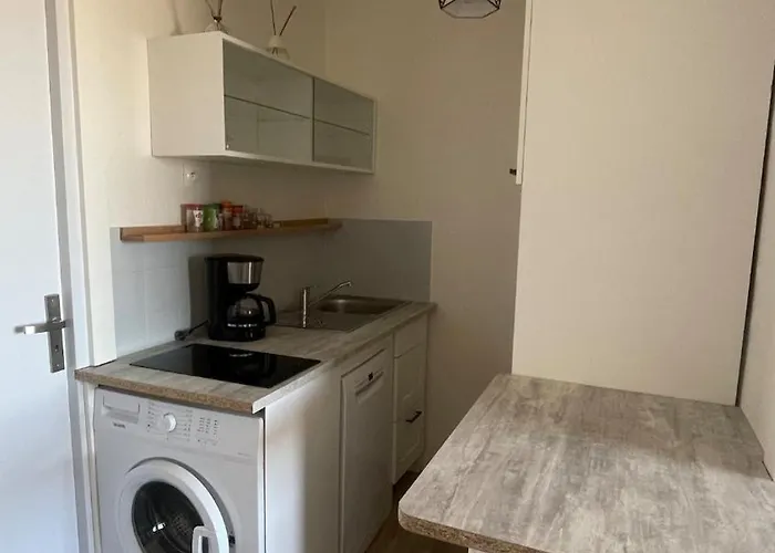 Apartment A 300 Metres De La *